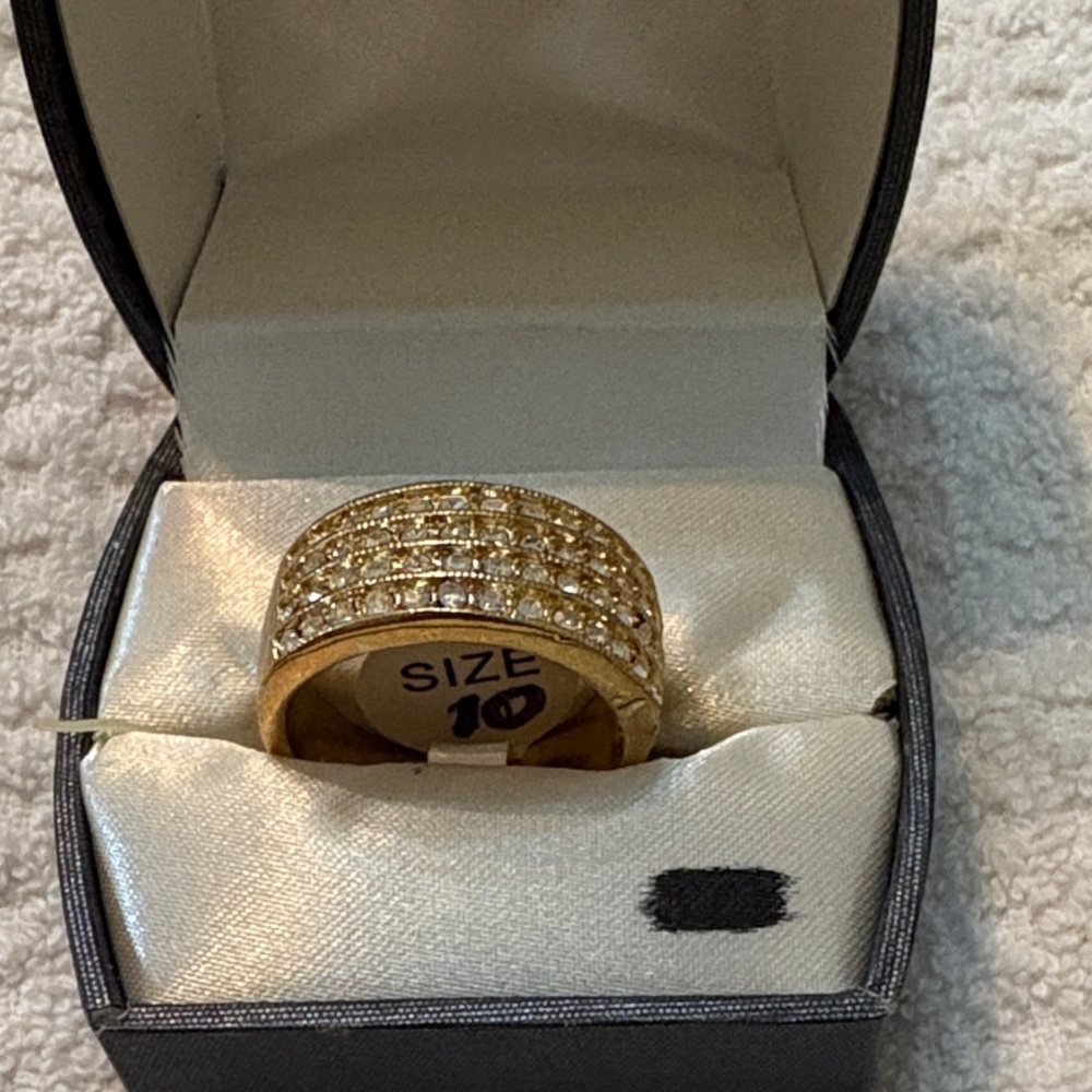 Gold and Silver Ring with Crystals
